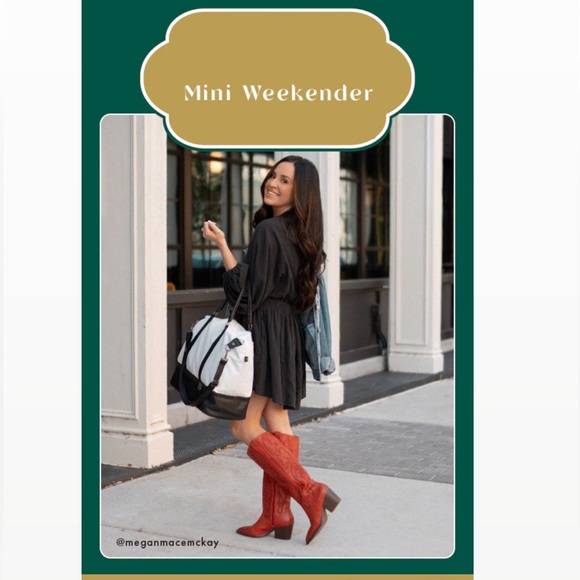 NWT DSW Exclusive Mini Weekender in Black & White - Picture 2 of 16